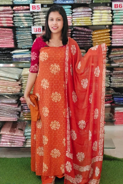 STYLISH EMBROIDRY WITH BATIK PRINTED PURE GEORGETTE SUITS N2522