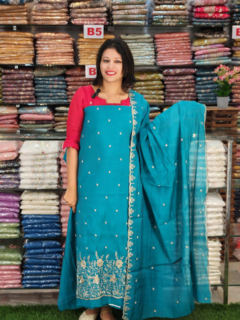 AWESOME MUL CHNADERI SALWAR SUITS @1095/- N2646