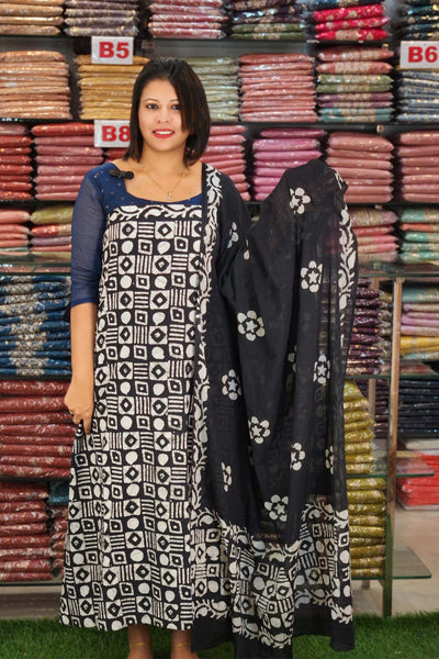 SUMMER SPECIAL BATIK PRINTED COTTON SALWAR SUITS @795/- N2662