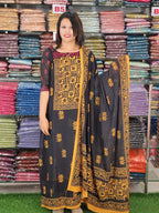 STYLISH PRINTED GEOGETTE SALWAR SUITS @799/- N2698