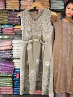 AWESOME SLEEVELESS/SLEEVED FROCK @ N2721