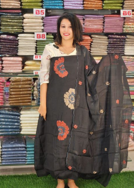 STYLISH MUL CHANDERI SALWAR SUITS @1040/- N2779