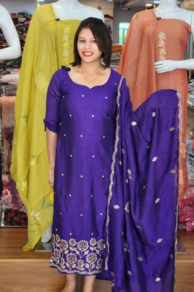AWESOME SEMI SILK SALWAR SUITS @999/-  N2623
