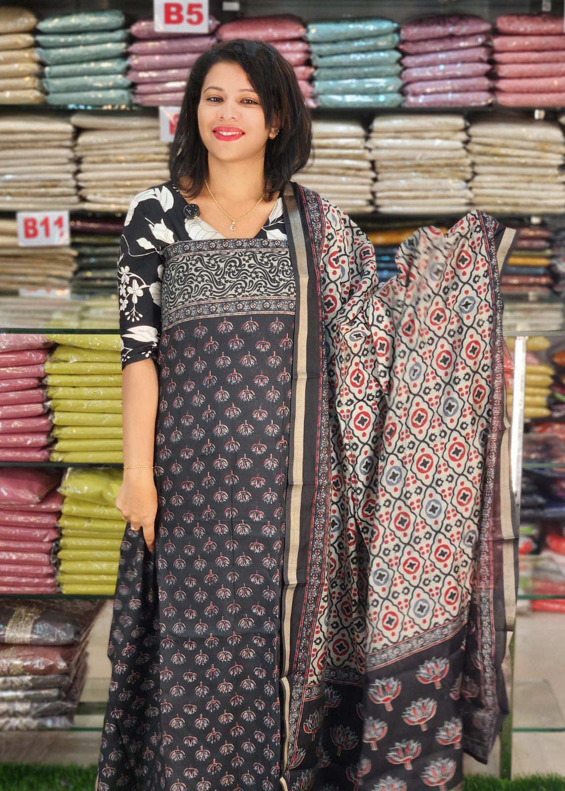 AWESOME MAHESWARI SILK  SALWAR SUITS @1050/-  N2846